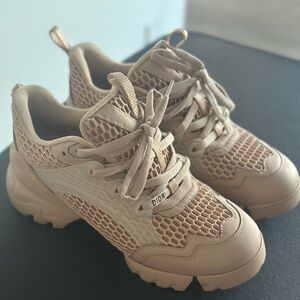Dior D-Connect Sneaker